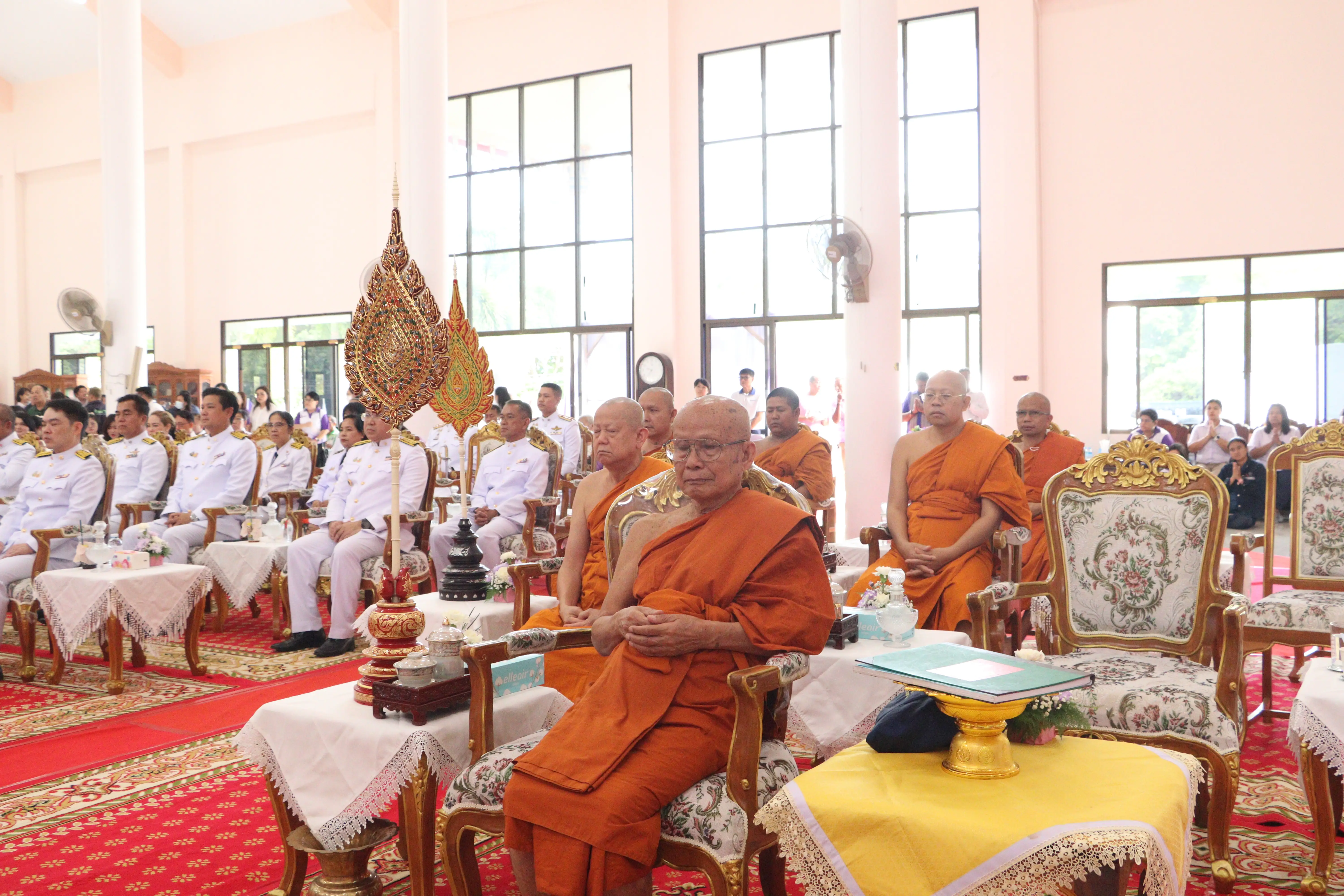 GUSCO & GEM ร่วมทำบุญถวายผ้ากฐินพระราชทาน จากสมเด็จพระกนิษฐาธิราชเจ้า กรมสมเด็จพระเทพรัตนราชสุดาฯ สยามบรมราชกุมารี